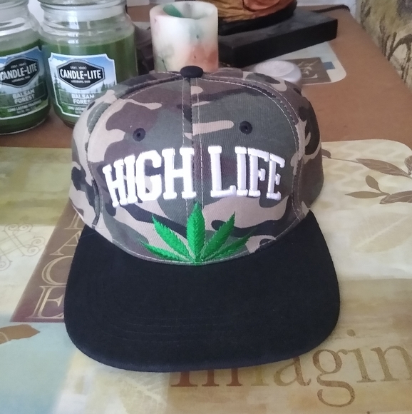 High Life-420 - Picture 1 of 3